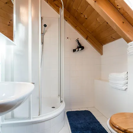 Ferienhaus 16 *